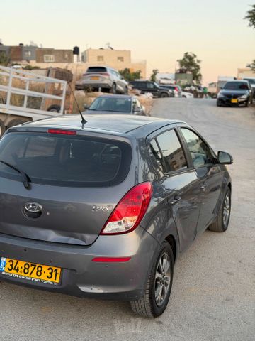יונדאי i20