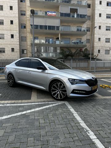 סקודה סופרב
