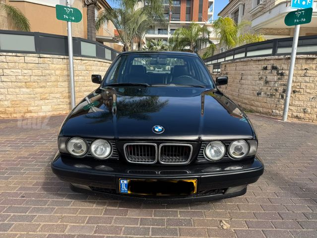 סדרה 5 535i אוט׳ 3.5 (235 כ״ס)