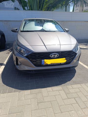 יונדאי i20