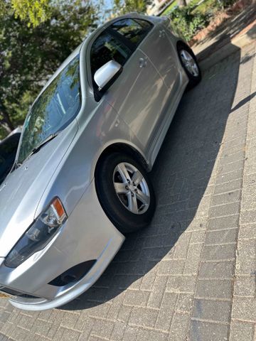 לנסר Limited אוט׳ האצ'בק 5 דל 1.8 (143 כ״ס)