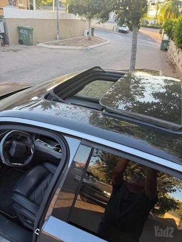 פיג'ו 3008