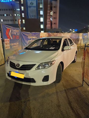 מודעת רכב טויוטה קורולה