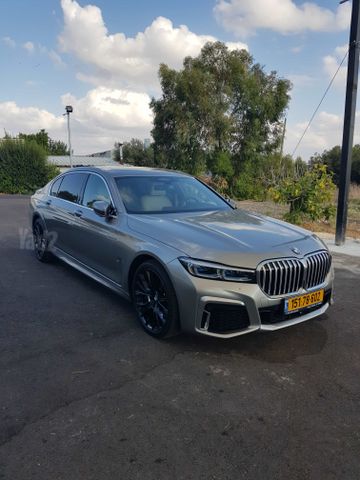 מודעת רכב ב מ וו סדרה 7