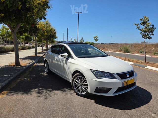 מודעת רכב סיאט לאון