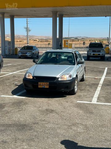 הונדה סיוויק