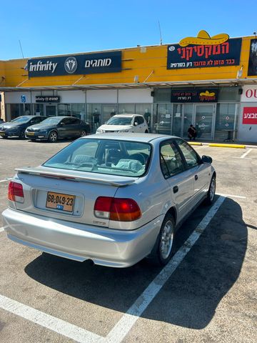 הונדה סיוויק