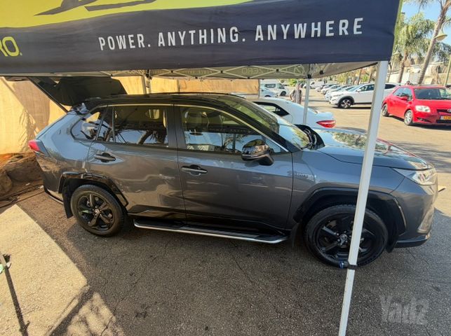 מודעת רכב טויוטה RAV4