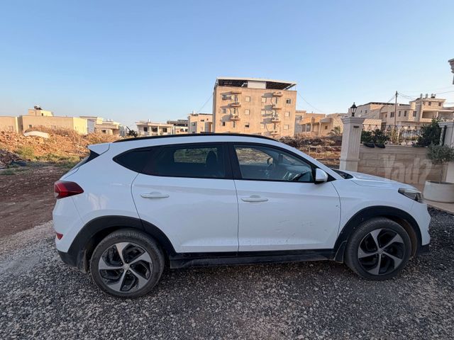יונדאי טוסון