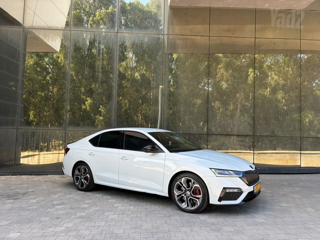 סקודה אוקטביה