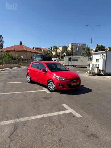מודעת רכב יונדאי i20