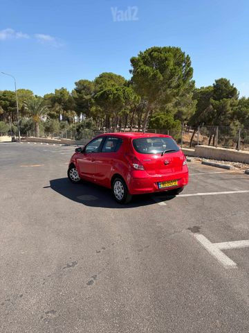 יונדאי i20