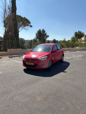 יונדאי i20