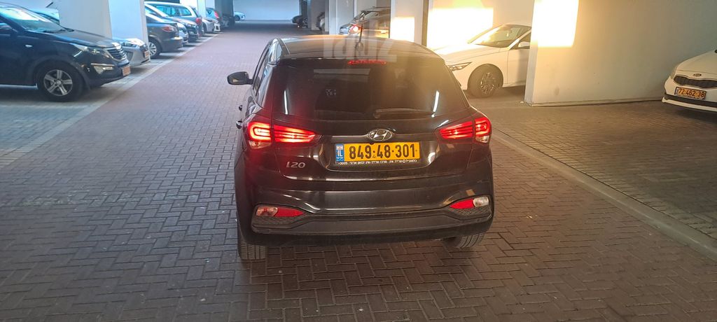 יונדאי i20