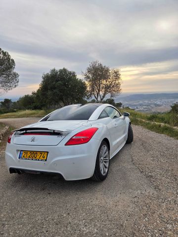 מודעת רכב פיג'ו RCZ