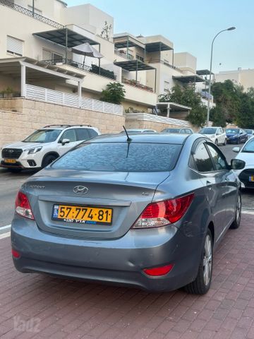 יונדאי אקסנט i25