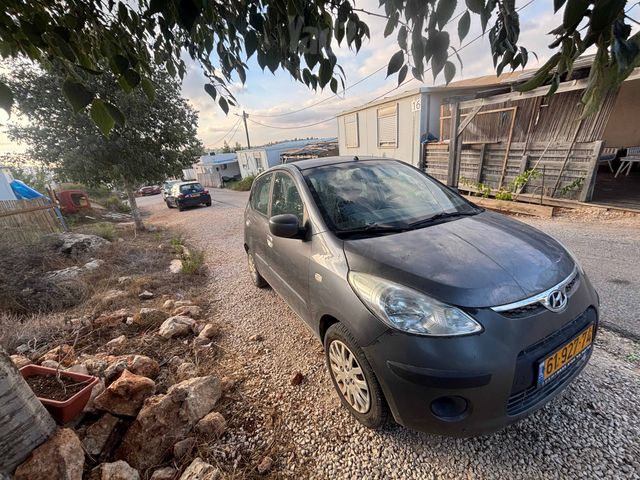 יונדאי i10