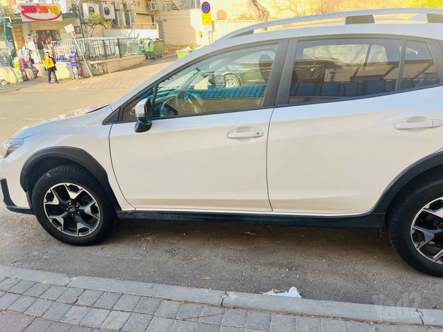 מודעת רכב סובארו XV