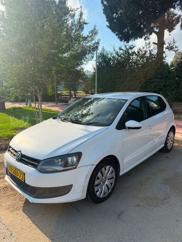 פולו  Comfortline אוט׳ 5 דל 1.2 (105 כ״ס)