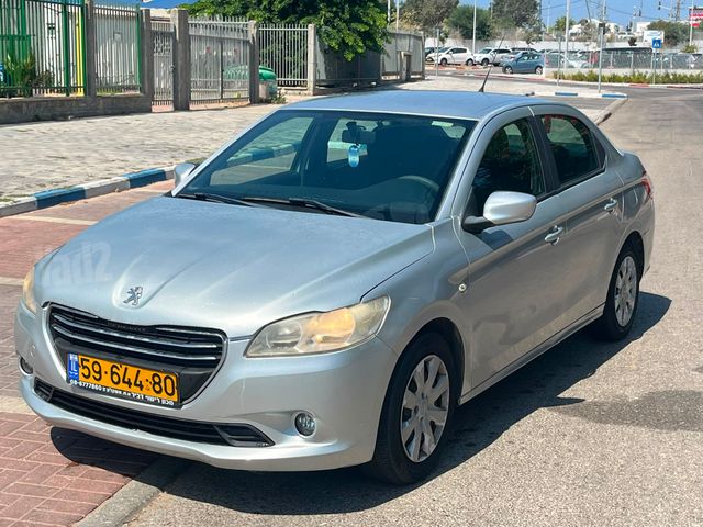 פיג'ו 301