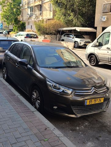 סיטרואן C4