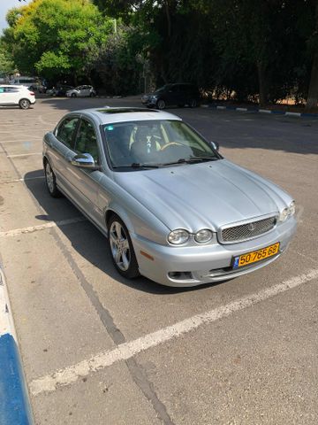יגואר X-type