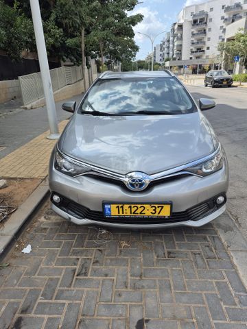 מודעת רכב טויוטה אוריס