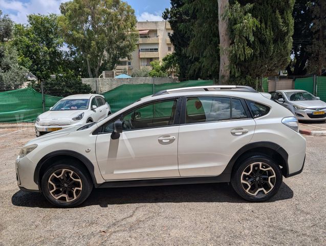 סובארו XV
