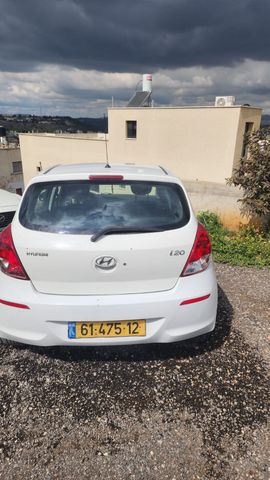 יונדאי i20