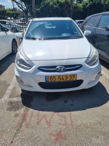 יונדאי אקסנט i25