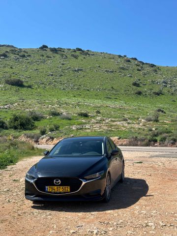 מאזדה 3