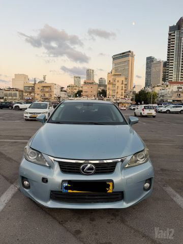 לקסוס CT