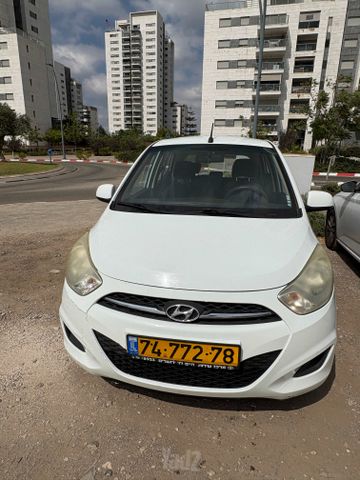 יונדאי i10