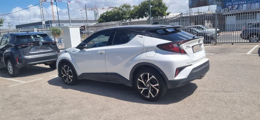 טויוטה C-HR