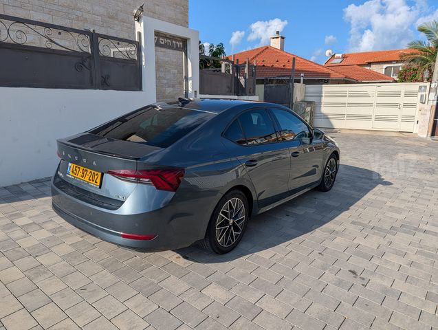 סקודה אוקטביה