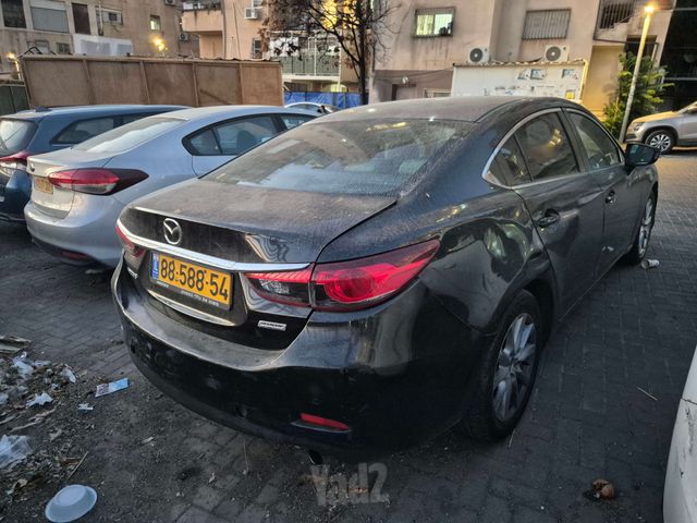 מודעת רכב מאזדה 6