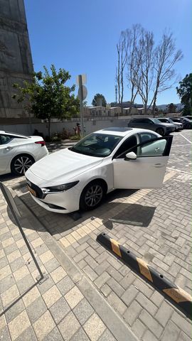 מאזדה 3