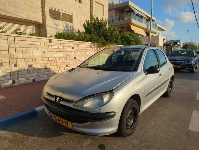 206 XR ידני 1.4 (75 כ״ס)