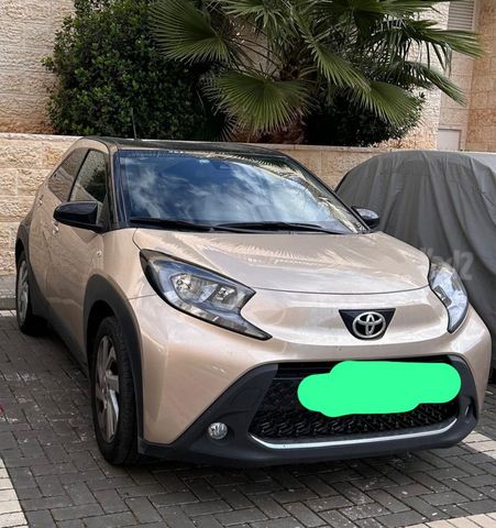 מודעת רכב טויוטה אייגו X