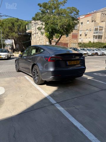 טסלה מודל 3