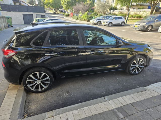 מודעת רכב יונדאי i30