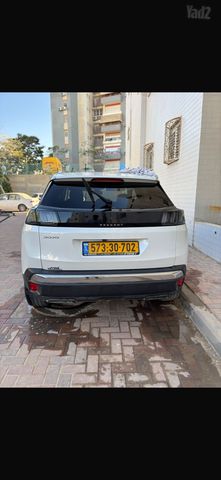 פיג'ו 3008