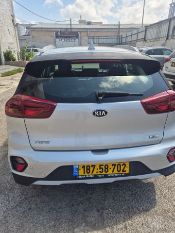 קיה נירו