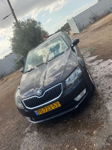 סקודה אוקטביה