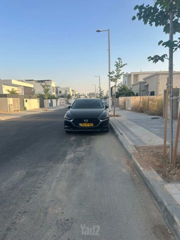 מאזדה 3