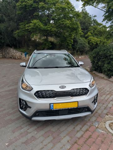 קיה נירו