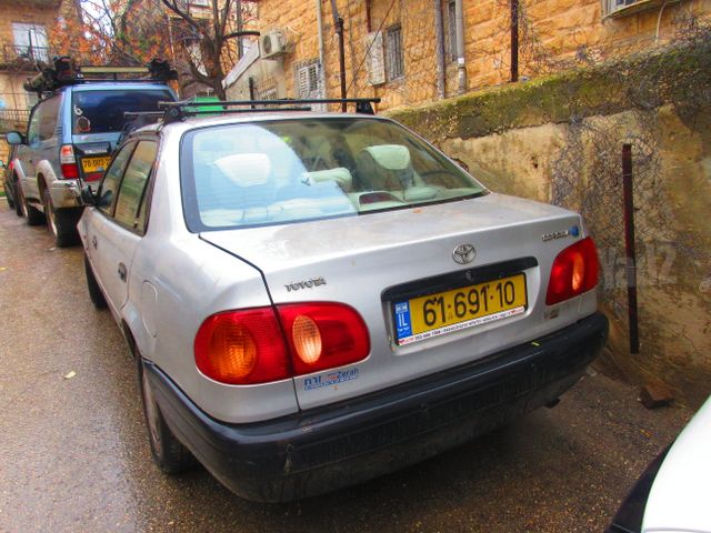 מודעת רכב טויוטה קורולה