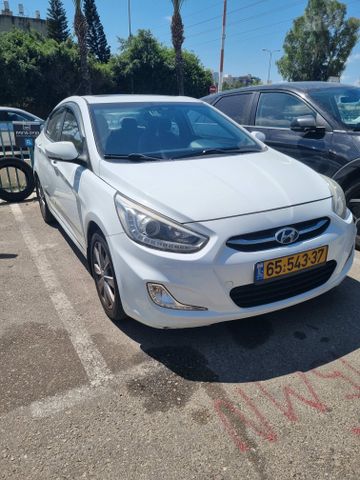 יונדאי אקסנט i25