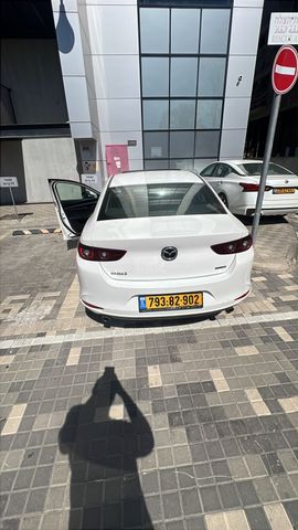 מאזדה 3