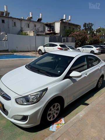 יונדאי אקסנט i25